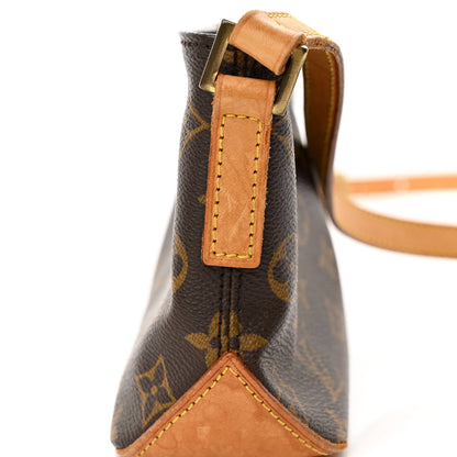 Louis Vuitton Monogram Trotteur 11 of 14