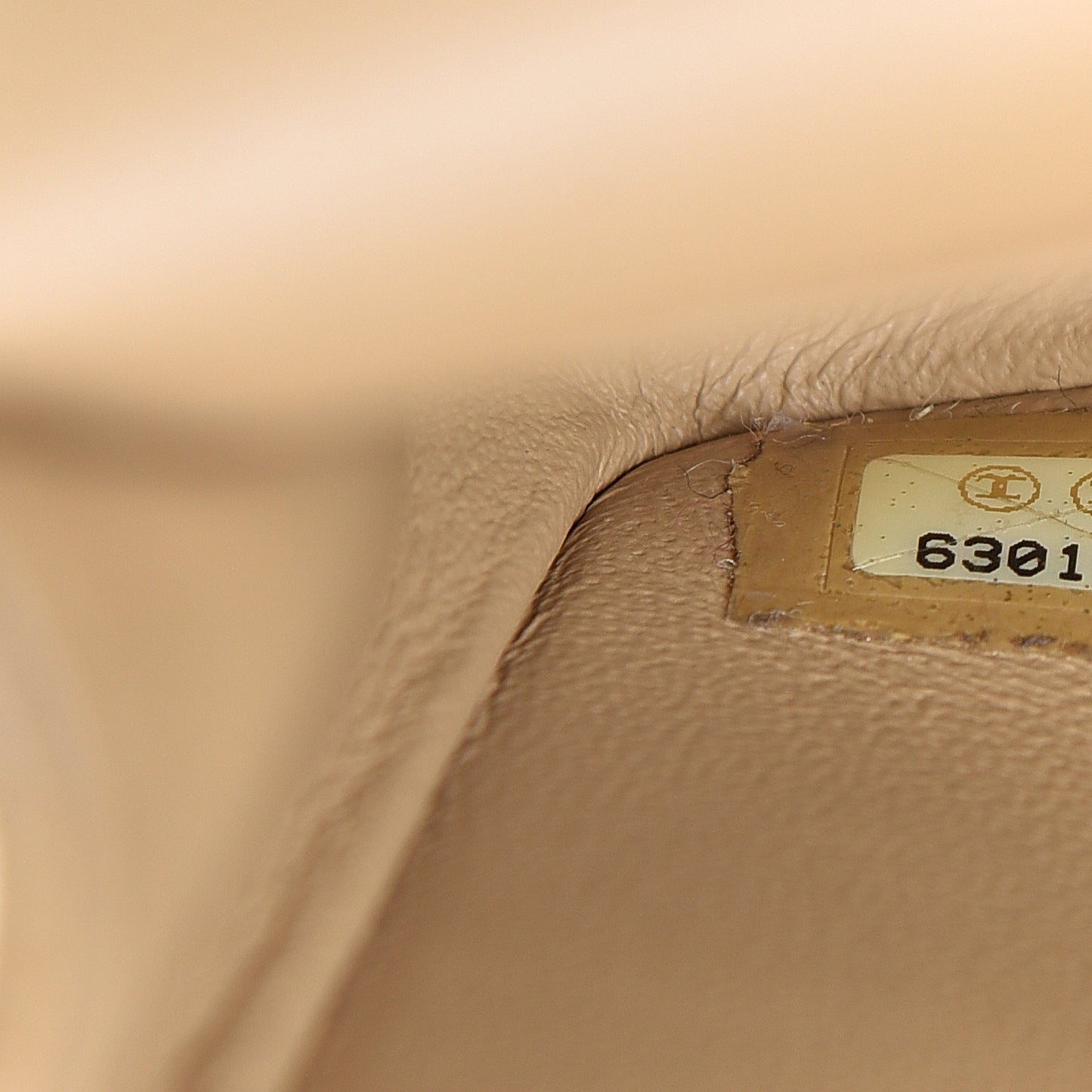 Caviar Quilted Medium Double Flap Beige