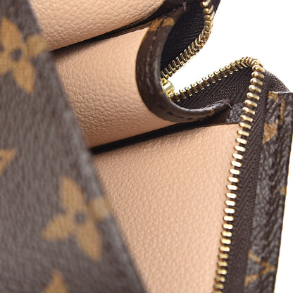Louis Vuitton Monogram Toiletry Pouch 26 7 of 7