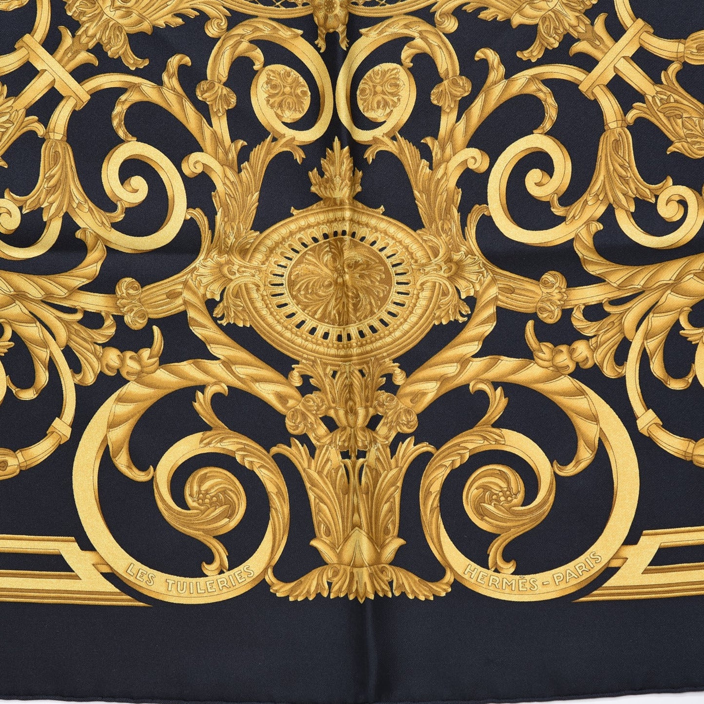 Silk Les Tuileries Scarf 90 Black