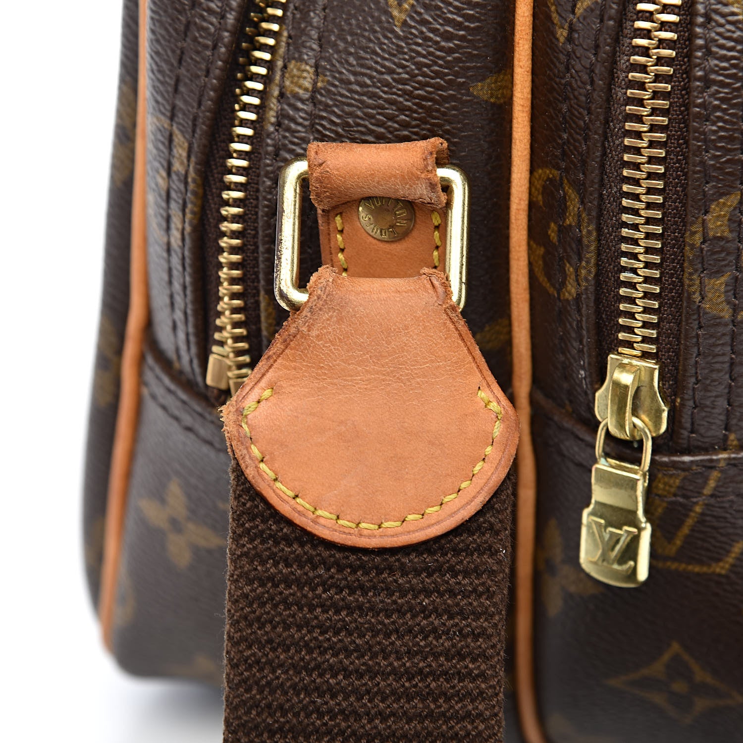 Louis Vuitton Monogram Reporter PM 9 of 14