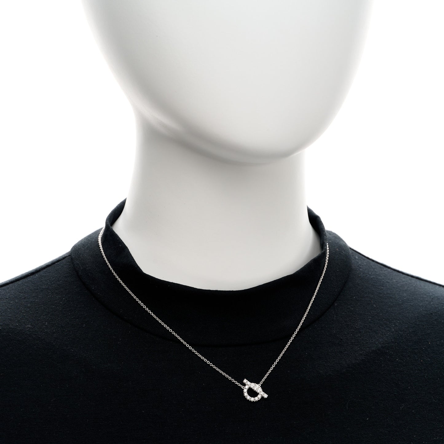 18K White Gold Diamond Finesse Pendant Necklace