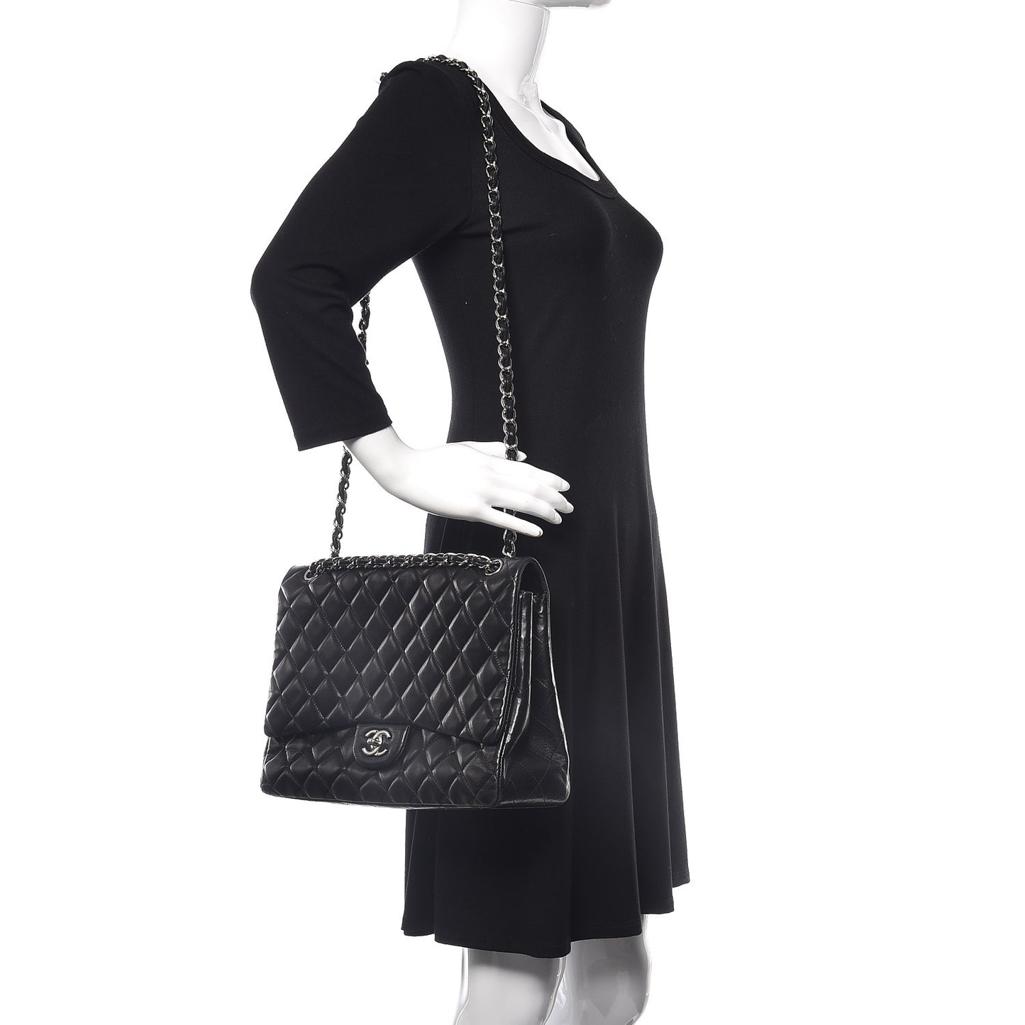 Lambskin Quilted Maxi Single Flap Black