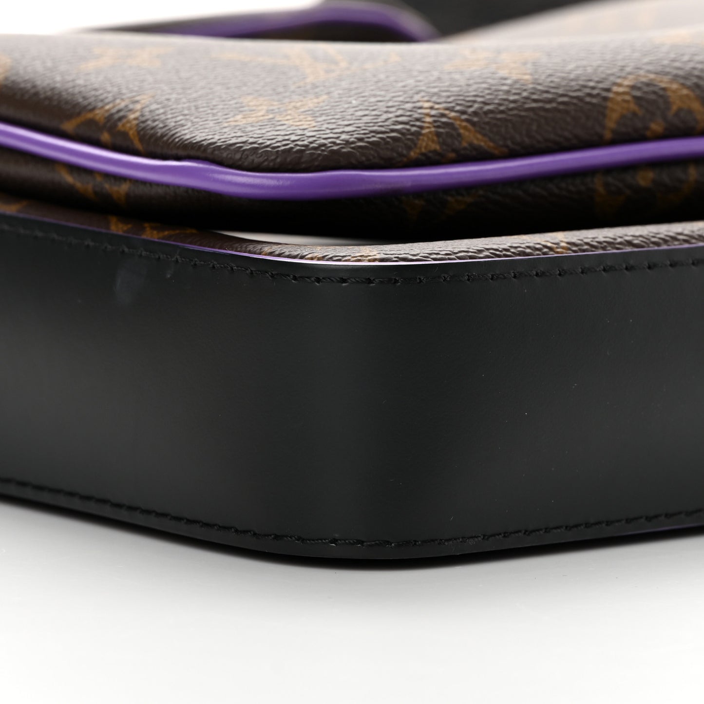 Monogram Macassar Trio Messenger Purple