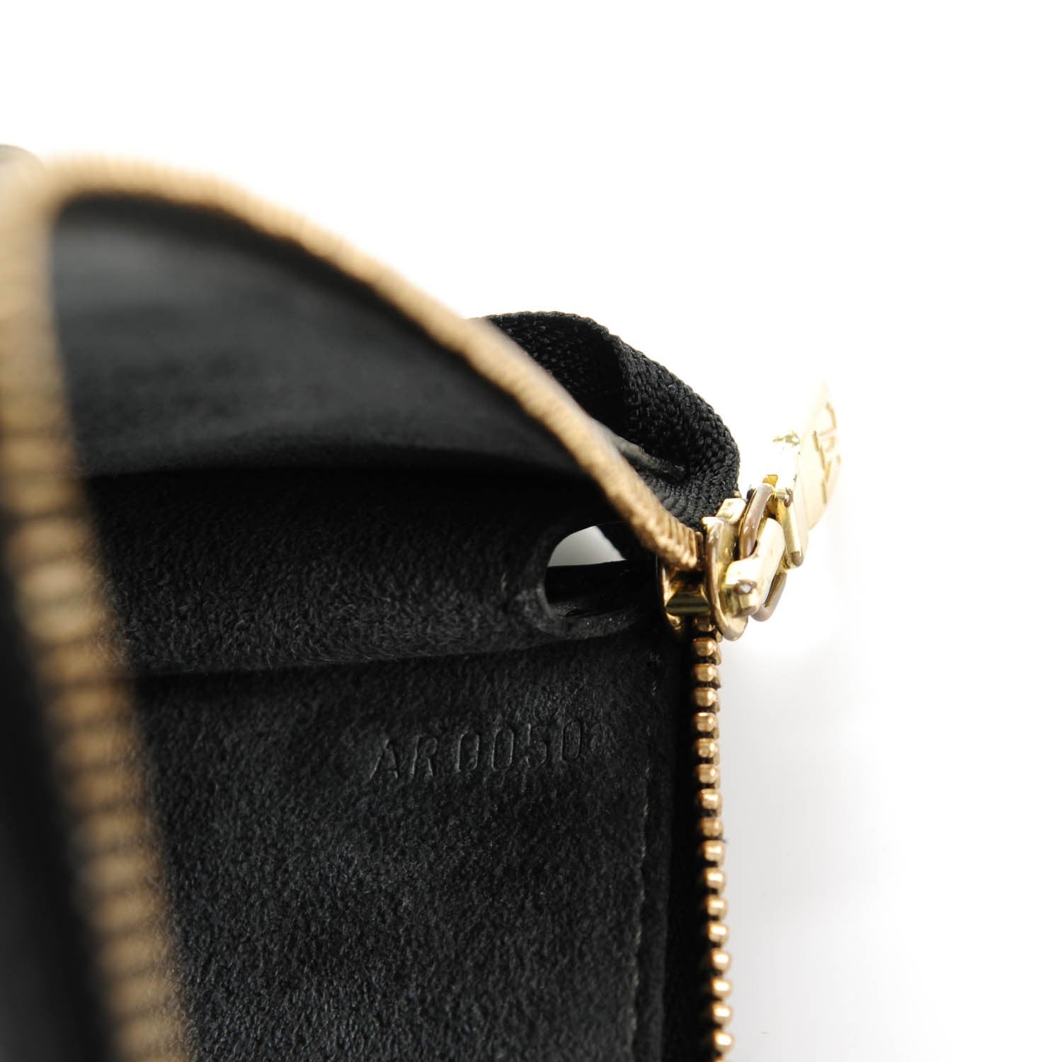 Louis Vuitton Epi Pochette Accessories 24 Black 7 of 8