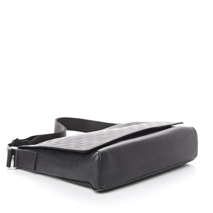 Louis Vuitton Damier Infini District MM Onyx 3 of 8