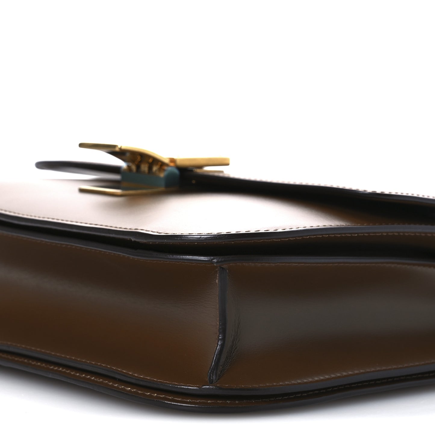 Box Calfskin Medium Classic Box Flap Bag Camel