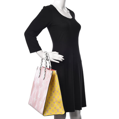 Louis Vuitton Monogram Giant Onthego GM Rouge Rose 3 of 12