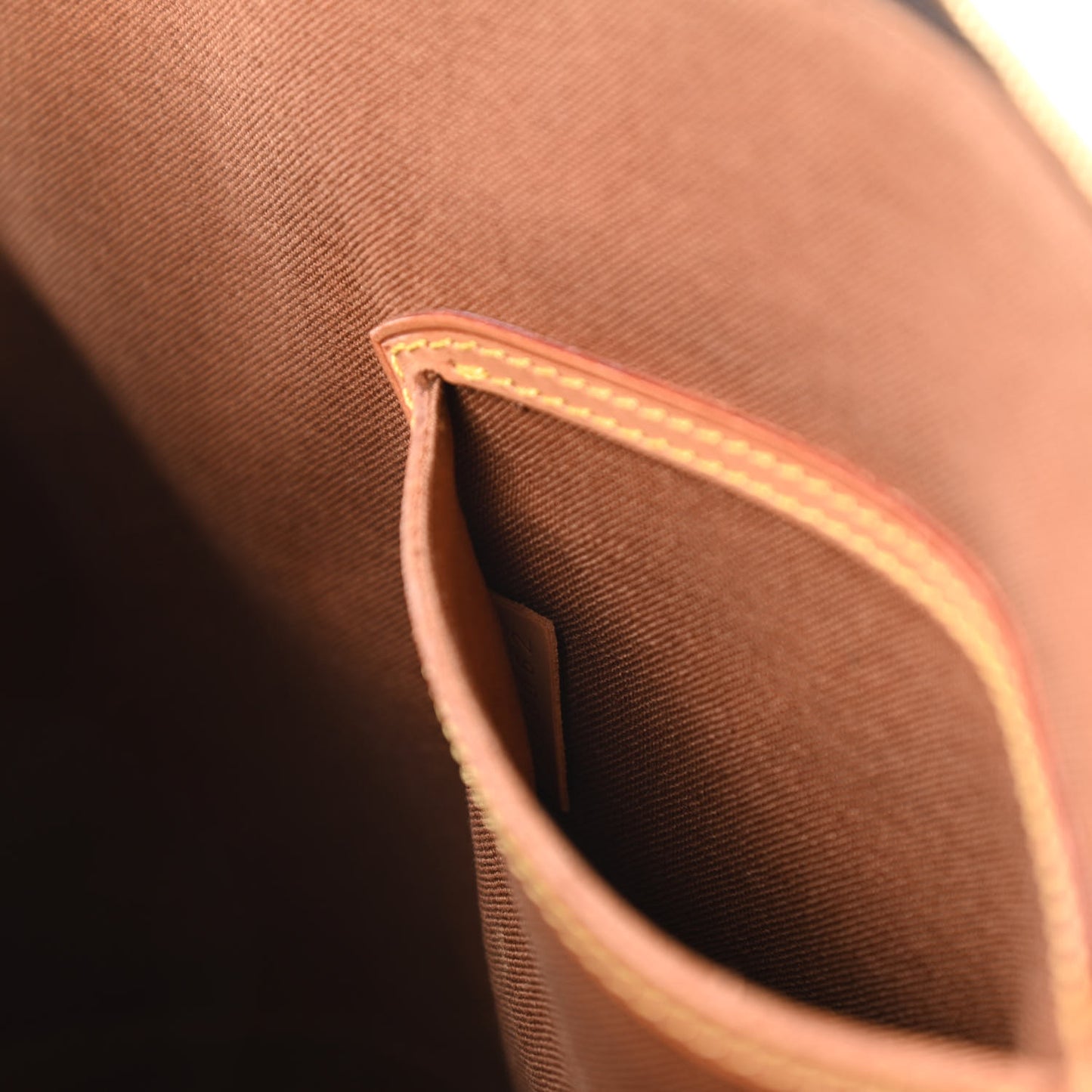 Monogram Alma PM