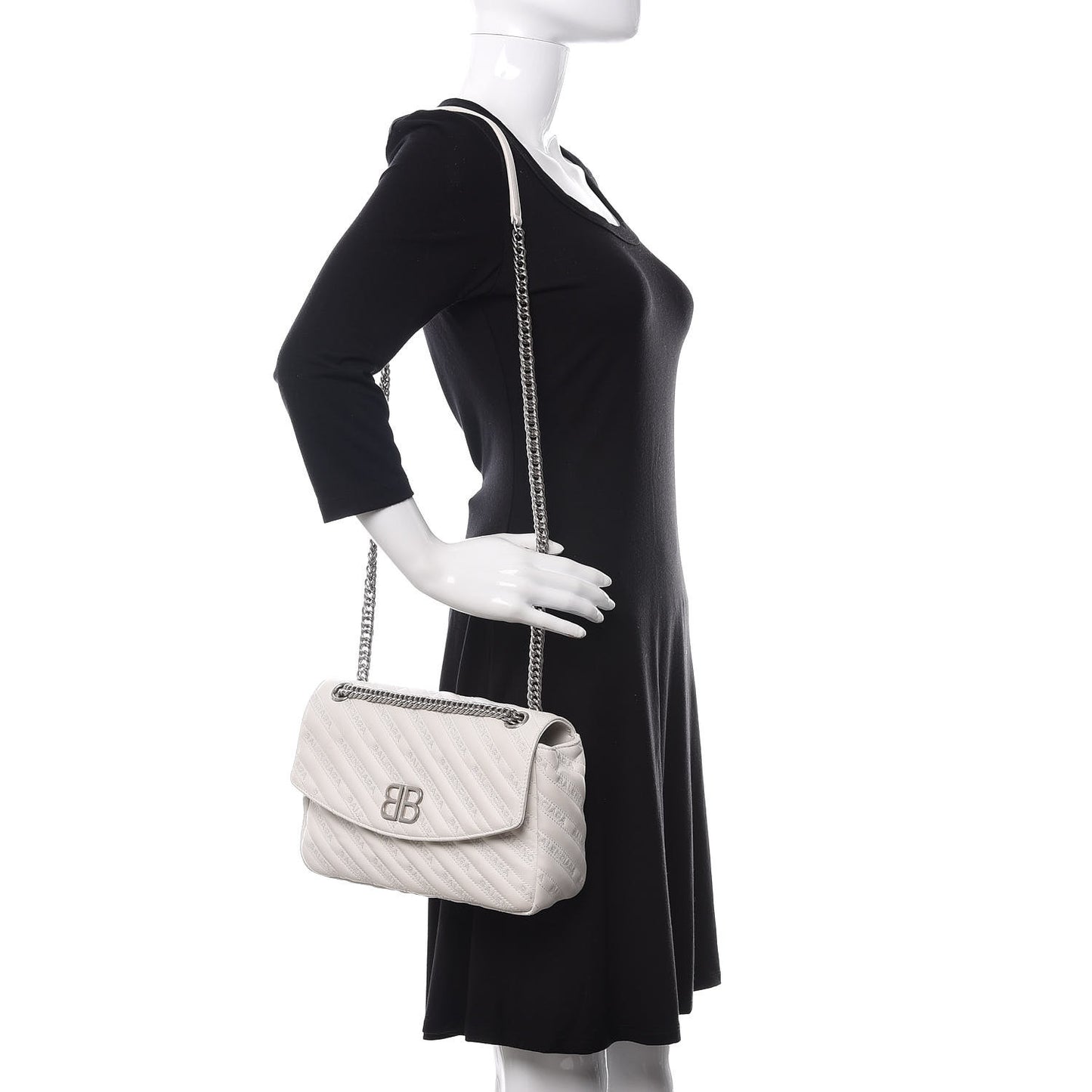 Calfskin Logo Matelasse M BB Chain Shoulder Bag Blanc Neige
