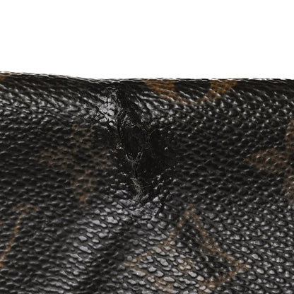 Louis Vuitton Monogram Beaubourg MM Messenger Bag 7 of 9