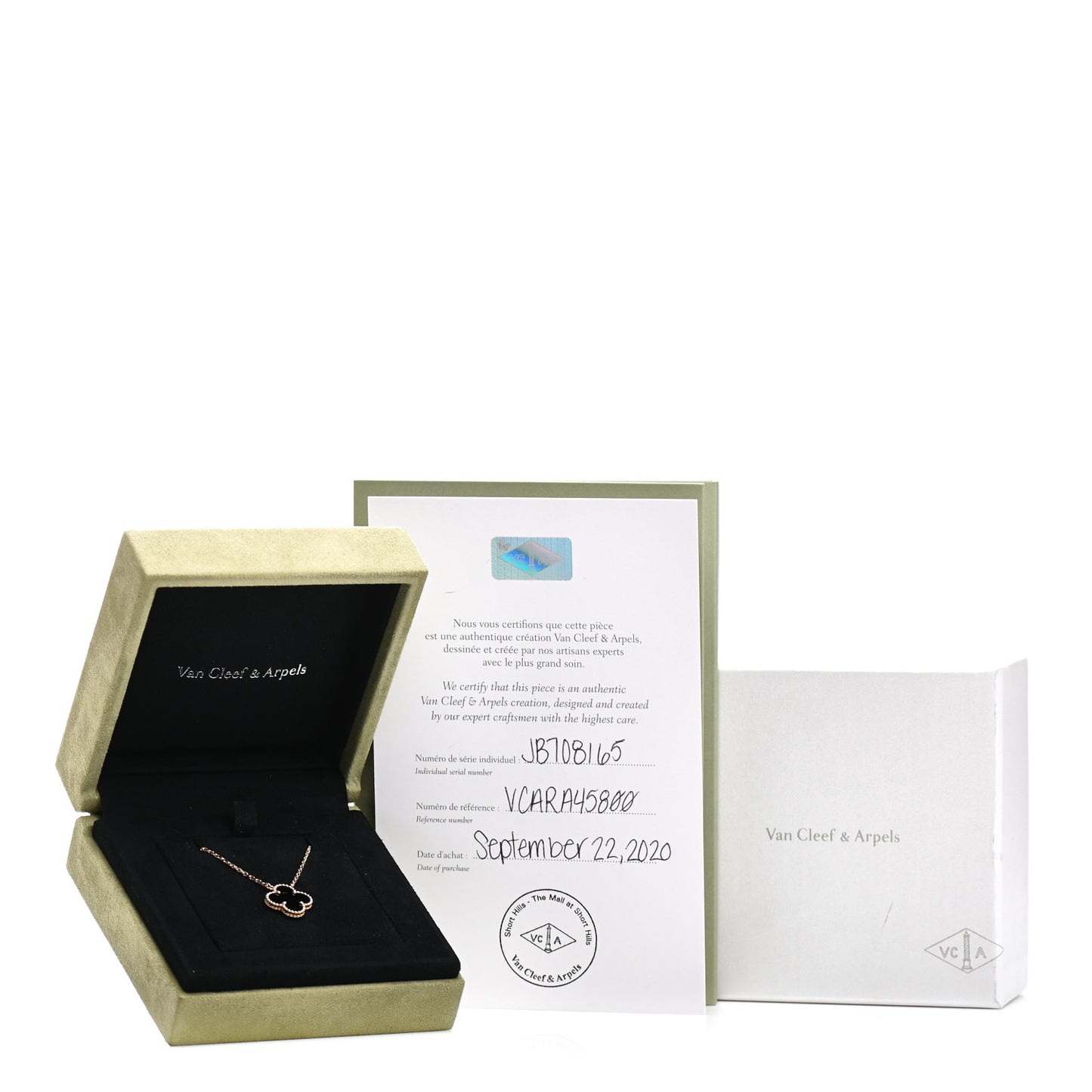 18K Yellow Gold Black Onyx Vintage Alhambra Pendant Necklace