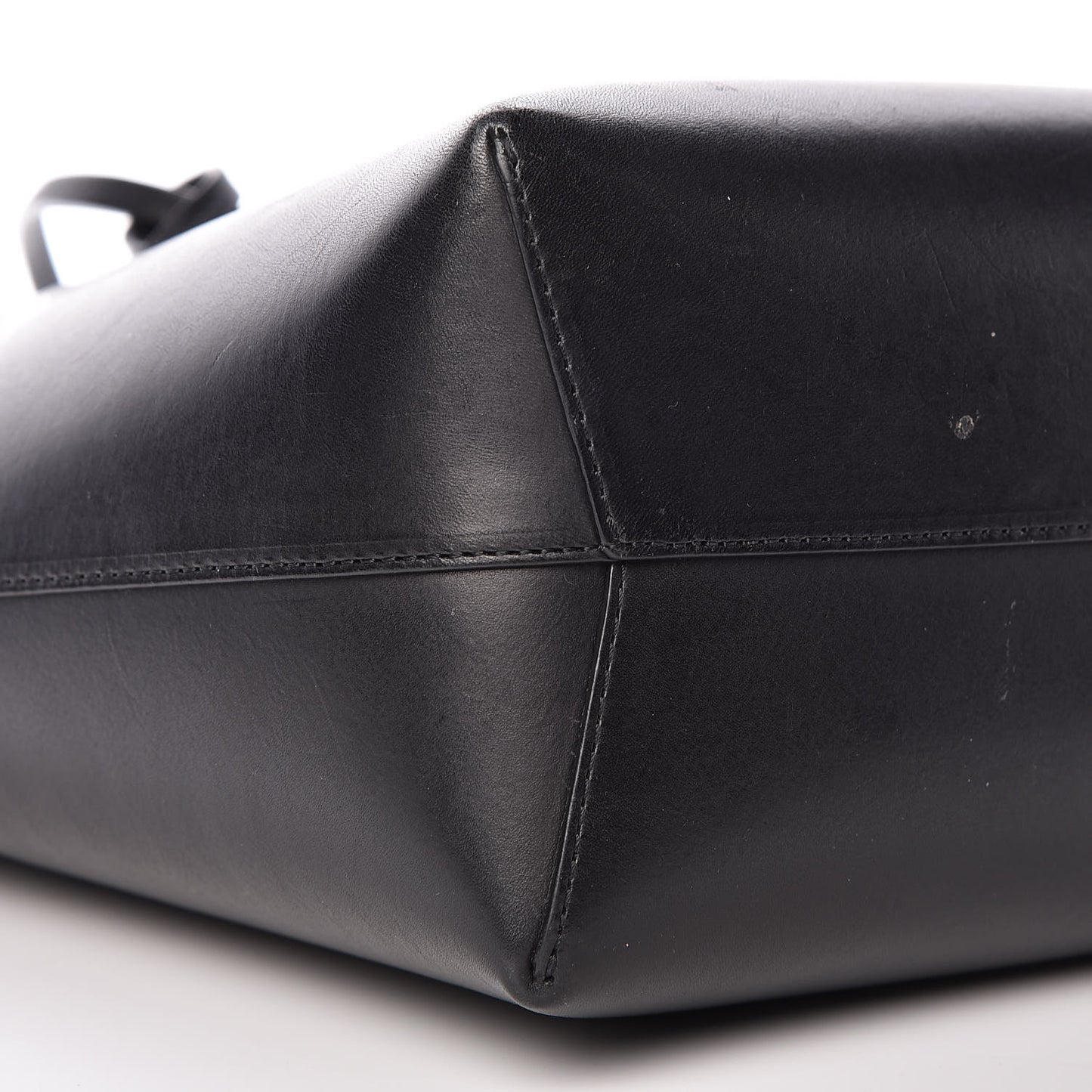 Vegetable Tanned Calfskin Mini Bucket Bag Black Flamma