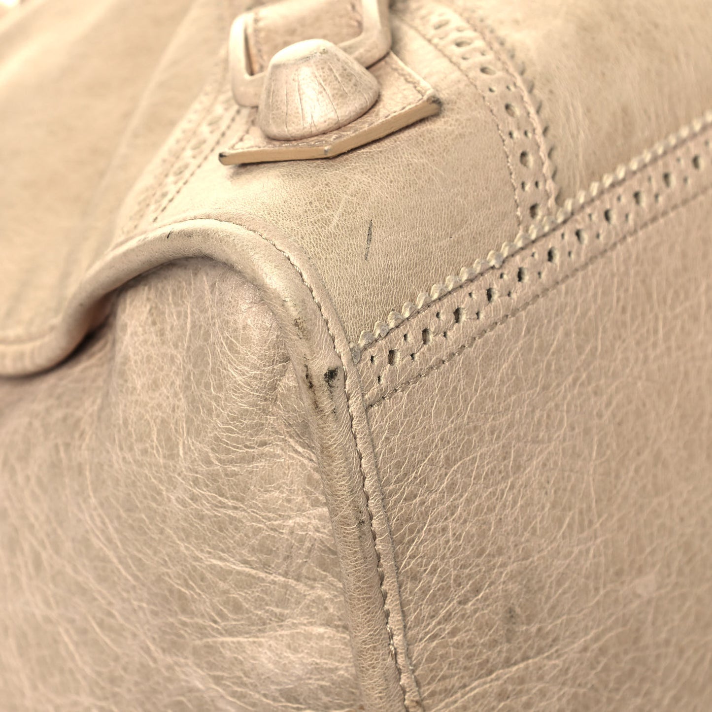 Agneau Giant Brogues Hardware Work Sahara