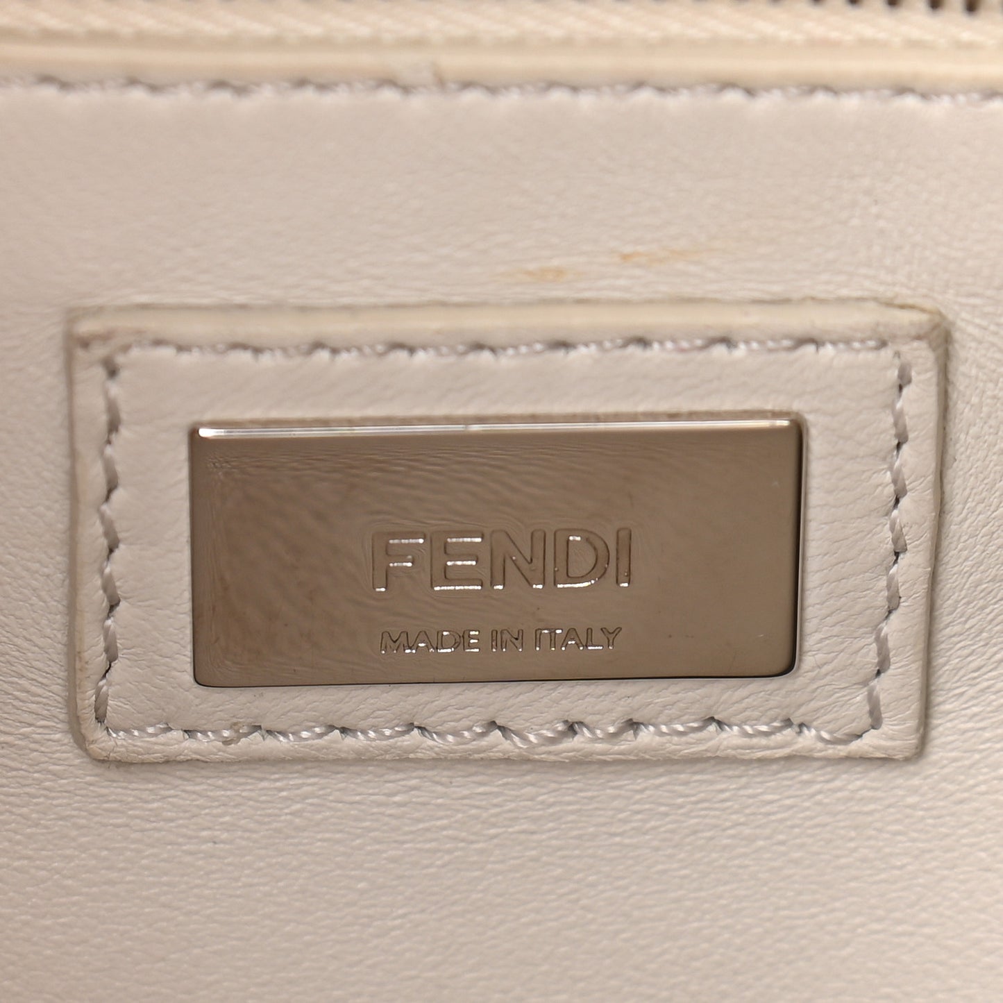 Nappa Lace Up Mini Peekaboo Iconic Satchel Bianco Carta