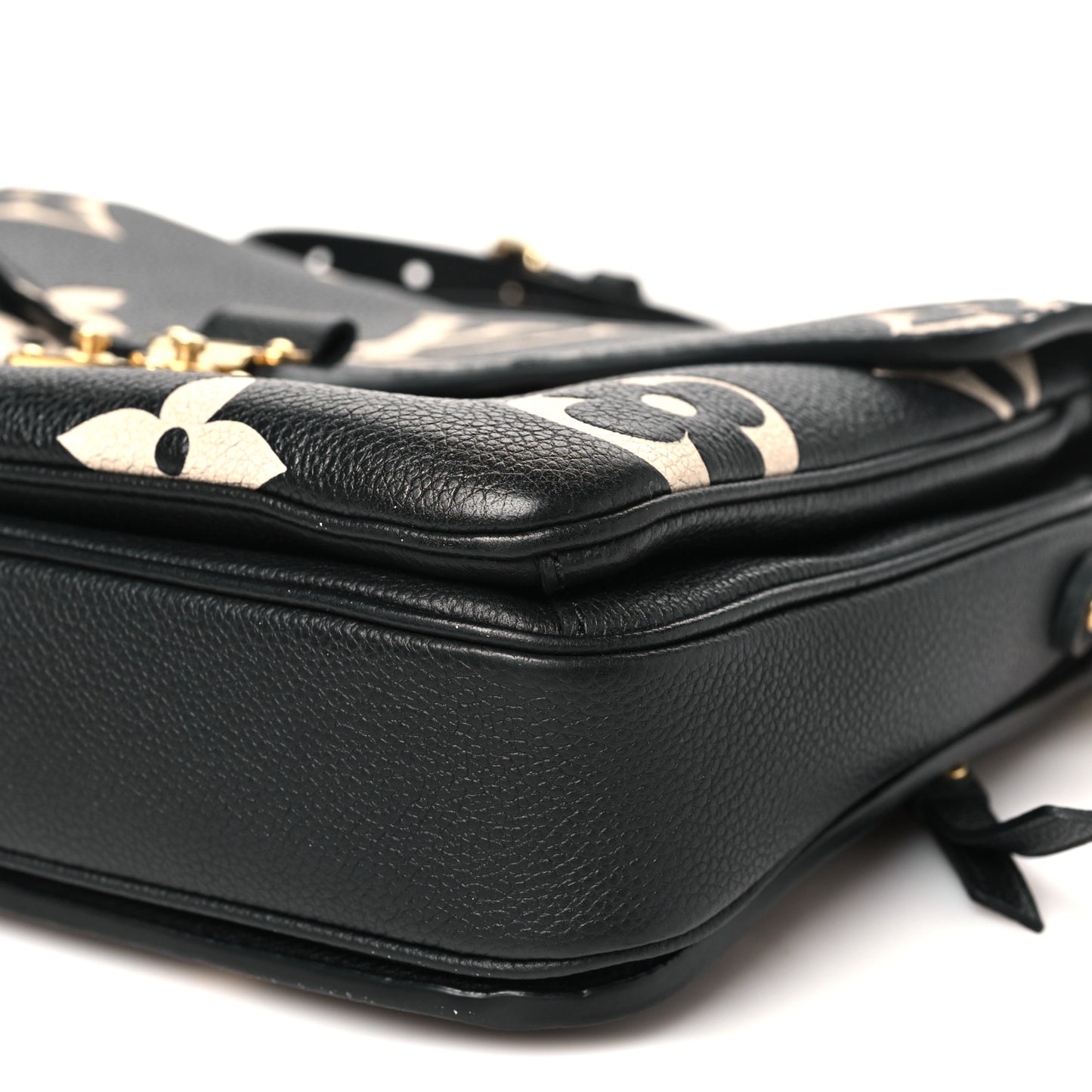 Empreinte Monogram Giant Pochette Metis Black Beige