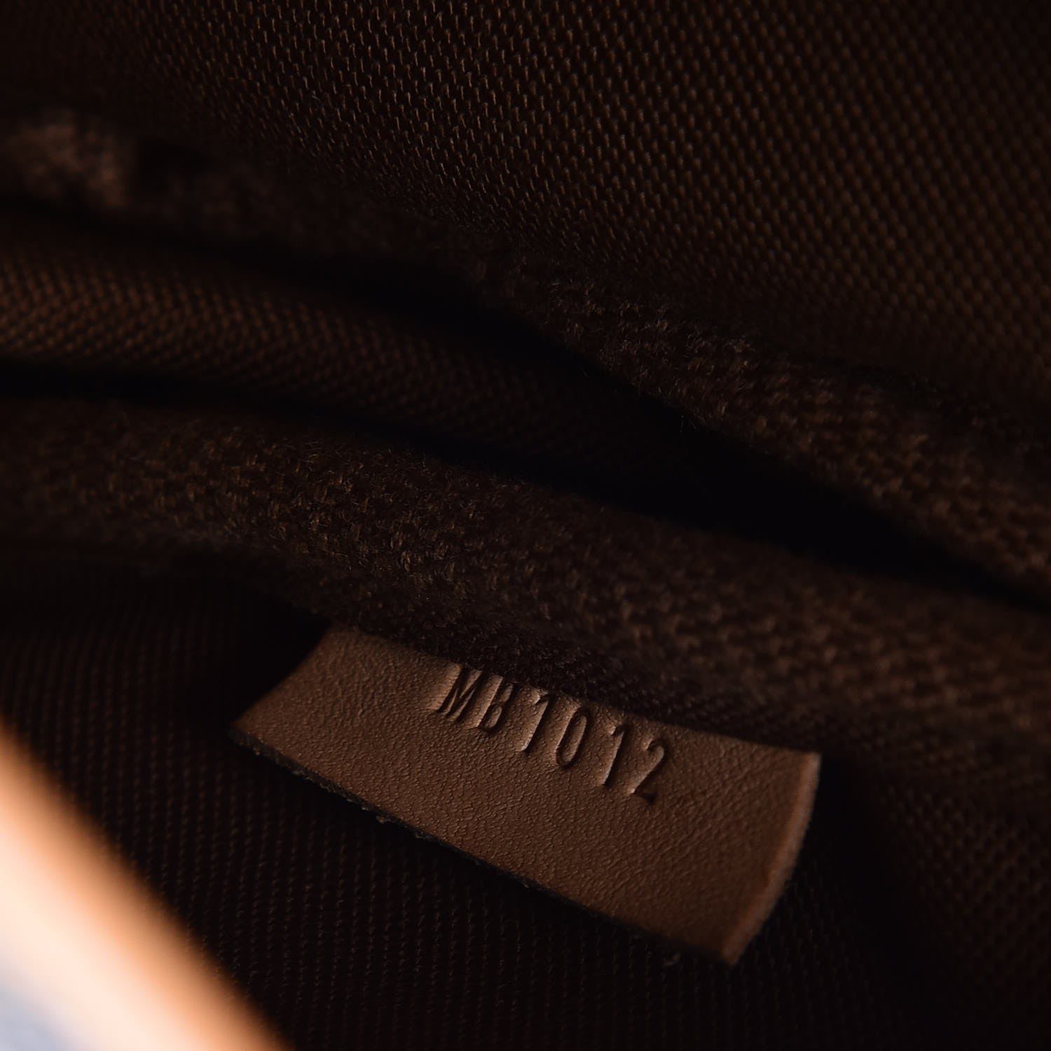 Louis Vuitton Monogram Saumur 30 8 of 8