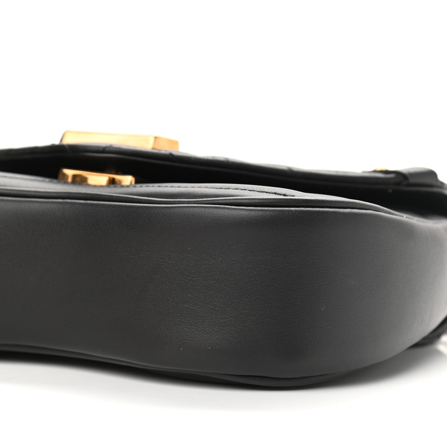 Calfskin New Wave Chain PM Black