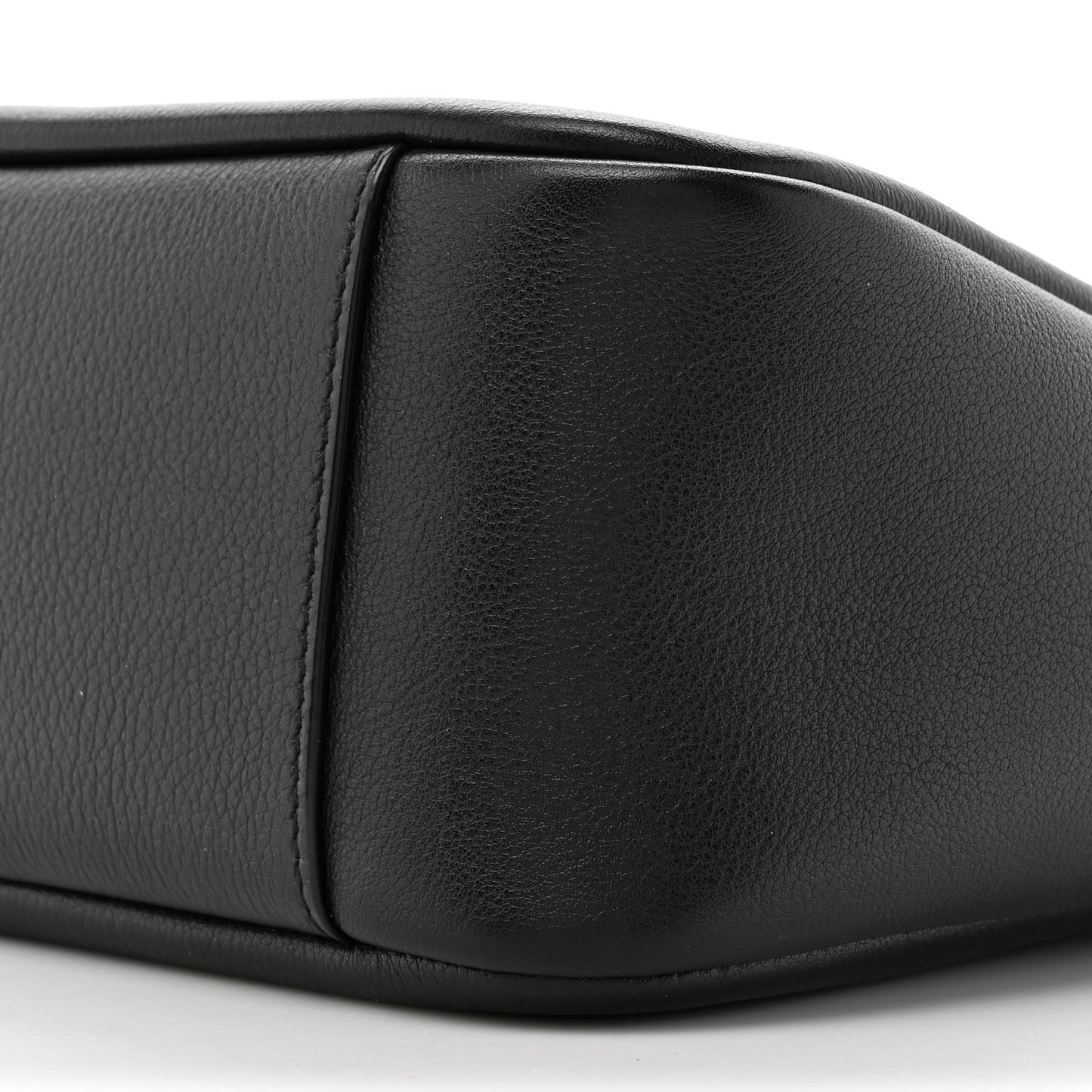 Smooth Calfskin Small Le 5 A 7 Soft Hobo Black