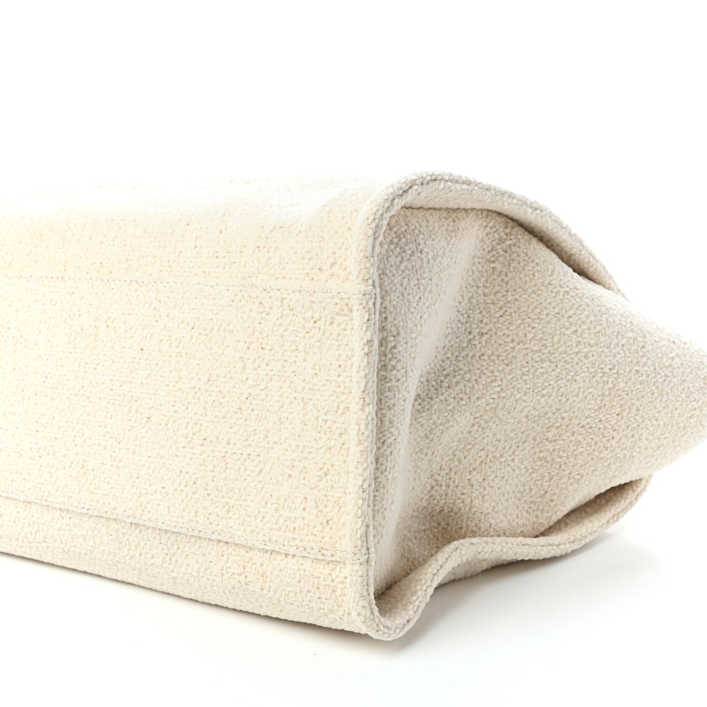Lurex Boucle Medium Deauville Tote White