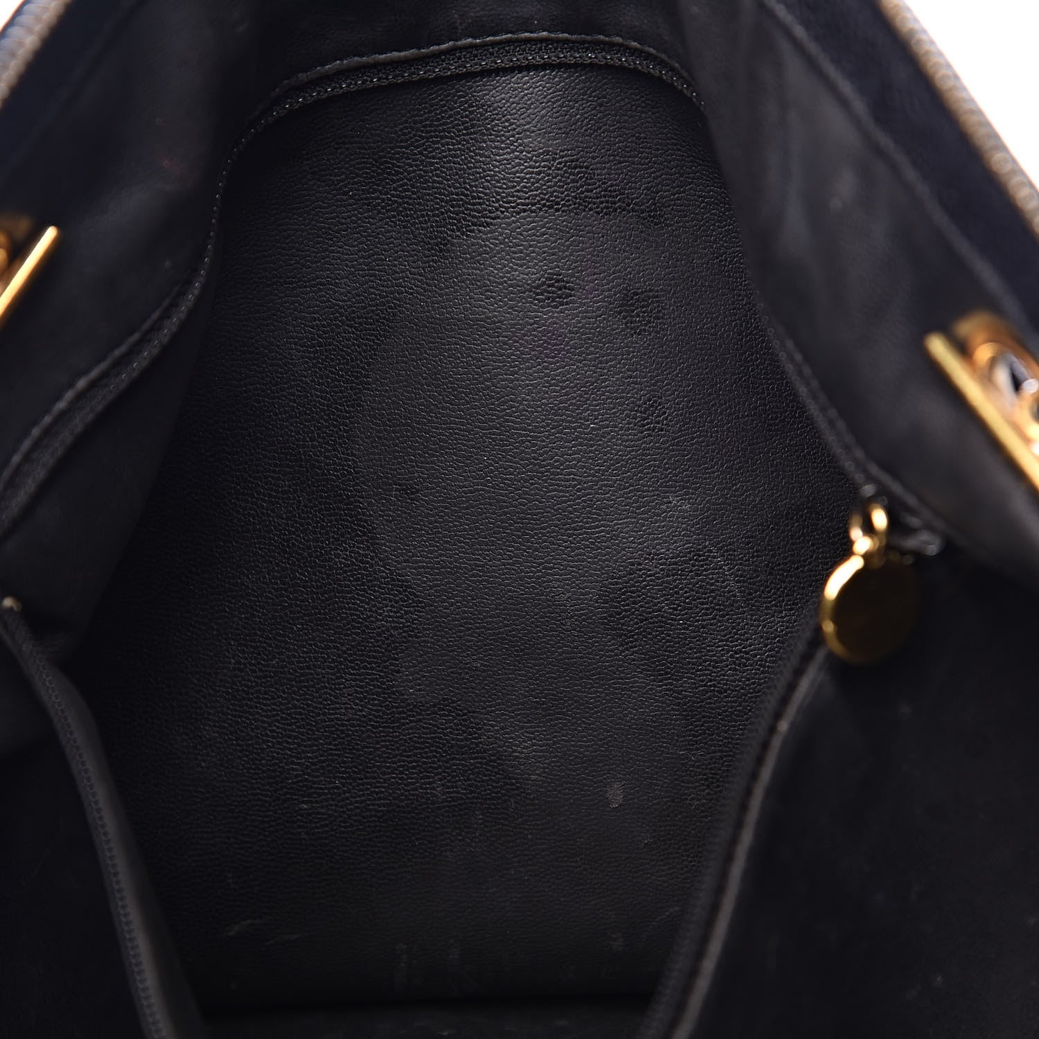 Chanel Caviar CC Shoulder Bag Black 16 of 18