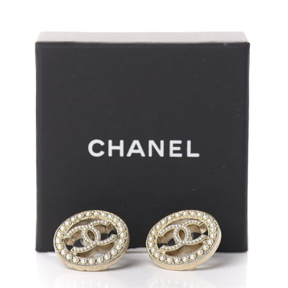 Chanel Pearl CC Round Earrings Gold 5 of 5