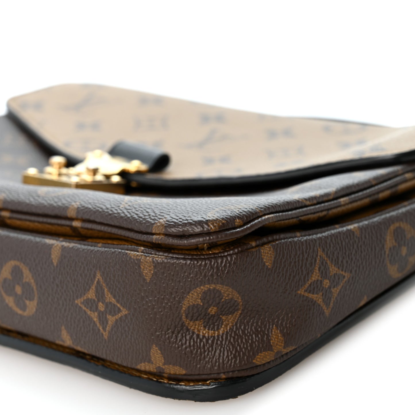 Reverse Monogram Pochette Metis
