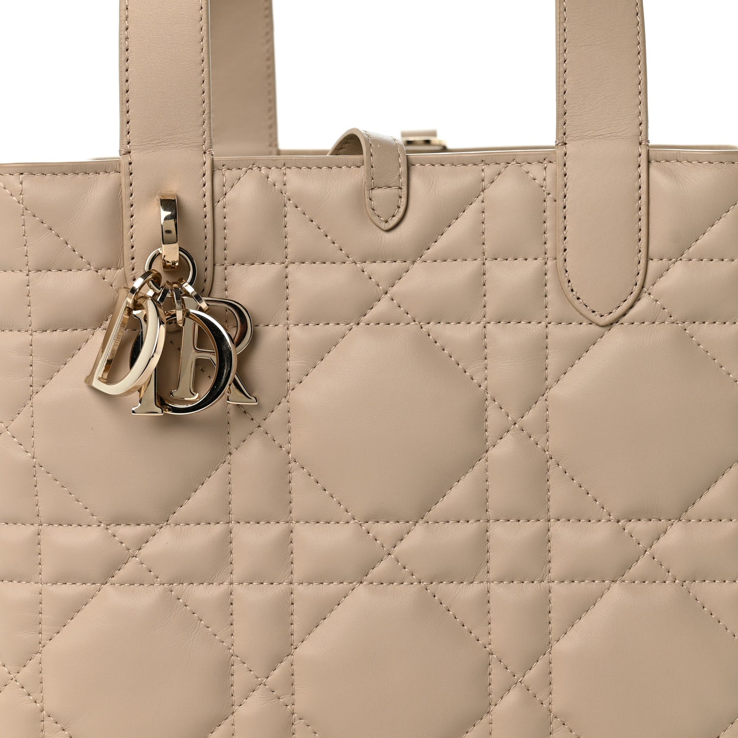 Calfskin Macrocannage Medium Toujour Powder Beige