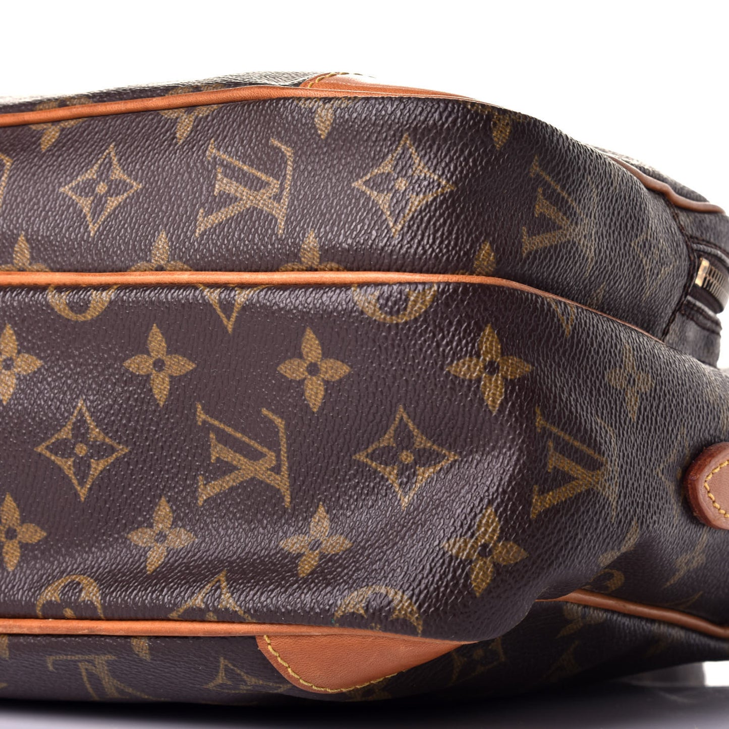 Monogram Nil 28