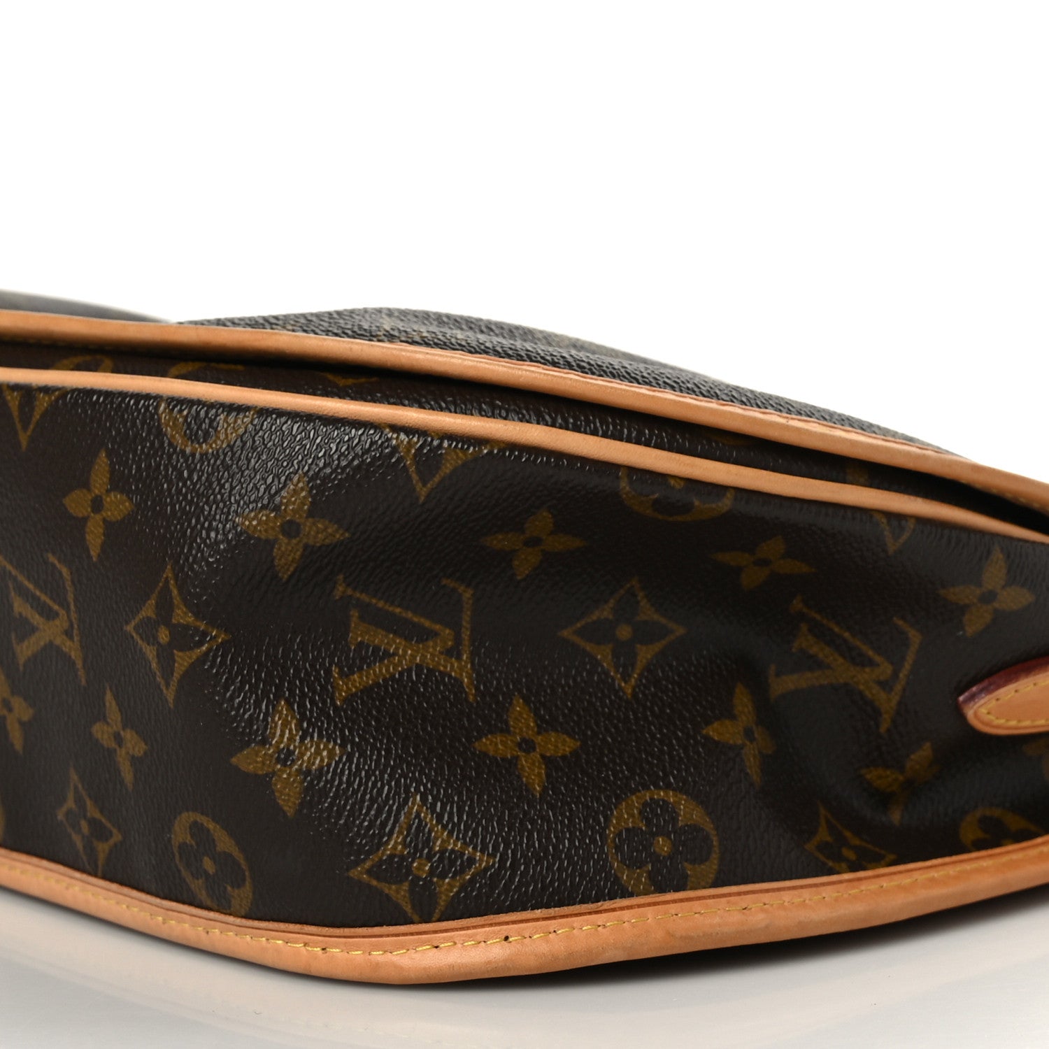 Louis Vuitton Monogram Menilmontant MM 9 of 9