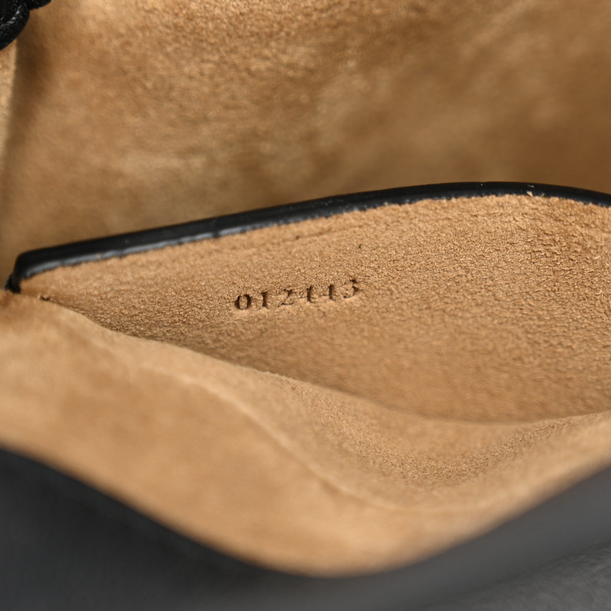Loewe Smooth Calfskin Pebble Pouch  Black 7 of 10
