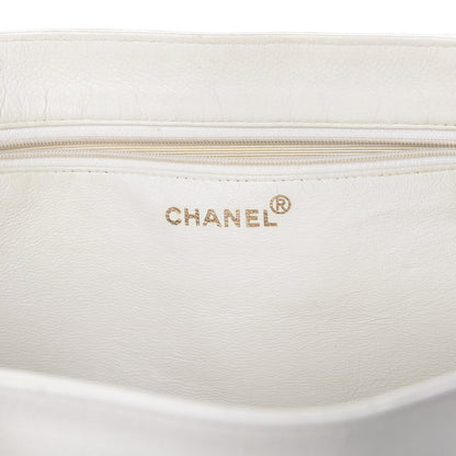 Chanel Caviar CC Tote White 7 of 16