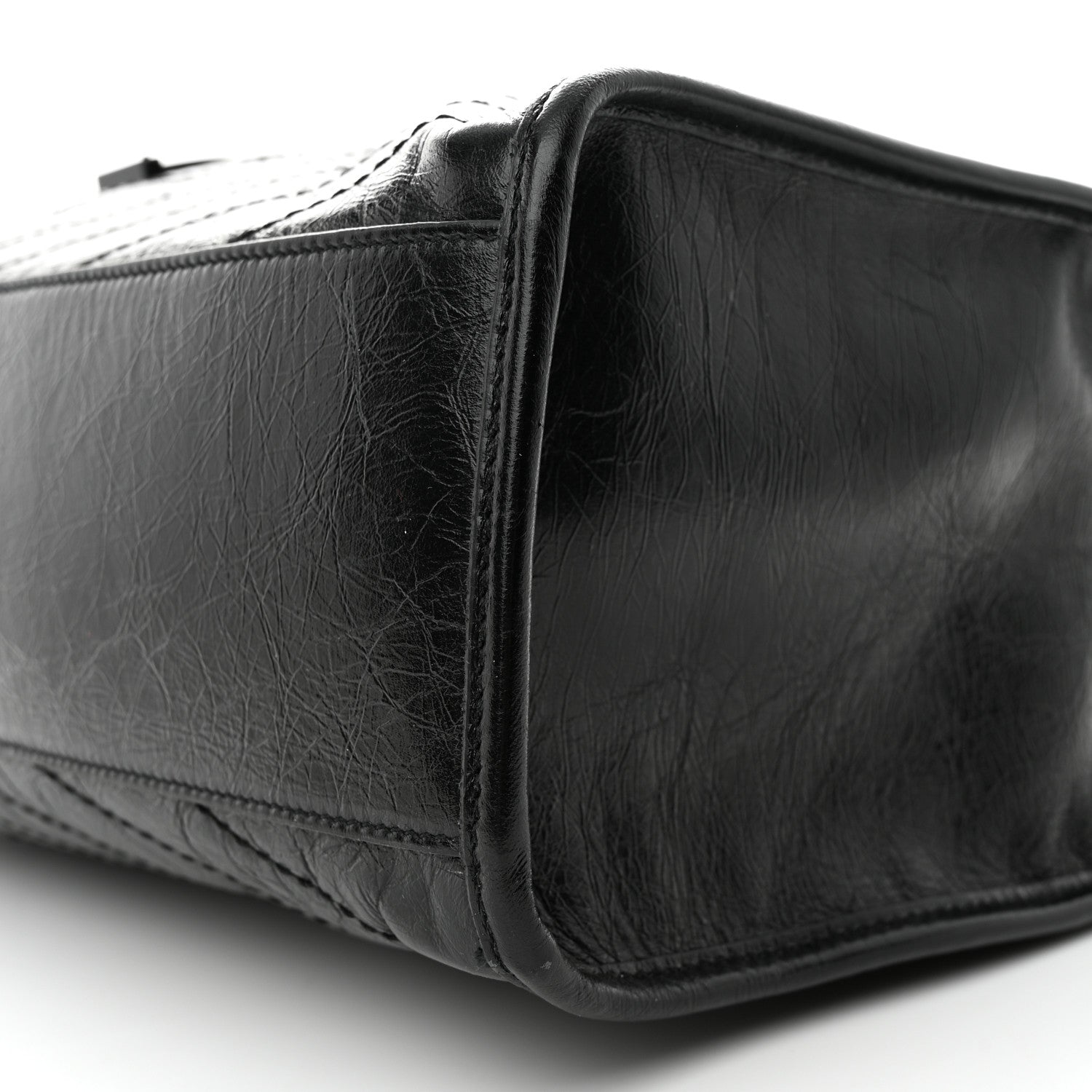 Saint Laurent Crinkled Calfskin Matelasse Monogram Large Niki Shopper Tote Black 10 of 12