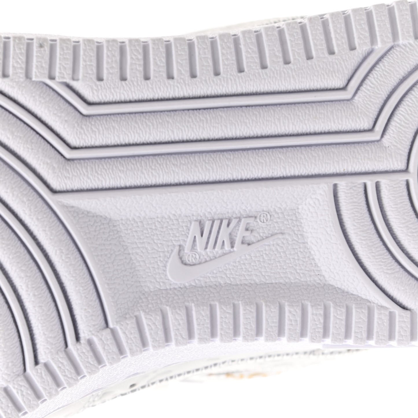 X NIKE AIR FORCE 1 Calfskin Monogram Mens Low Top Sneakers 9 White