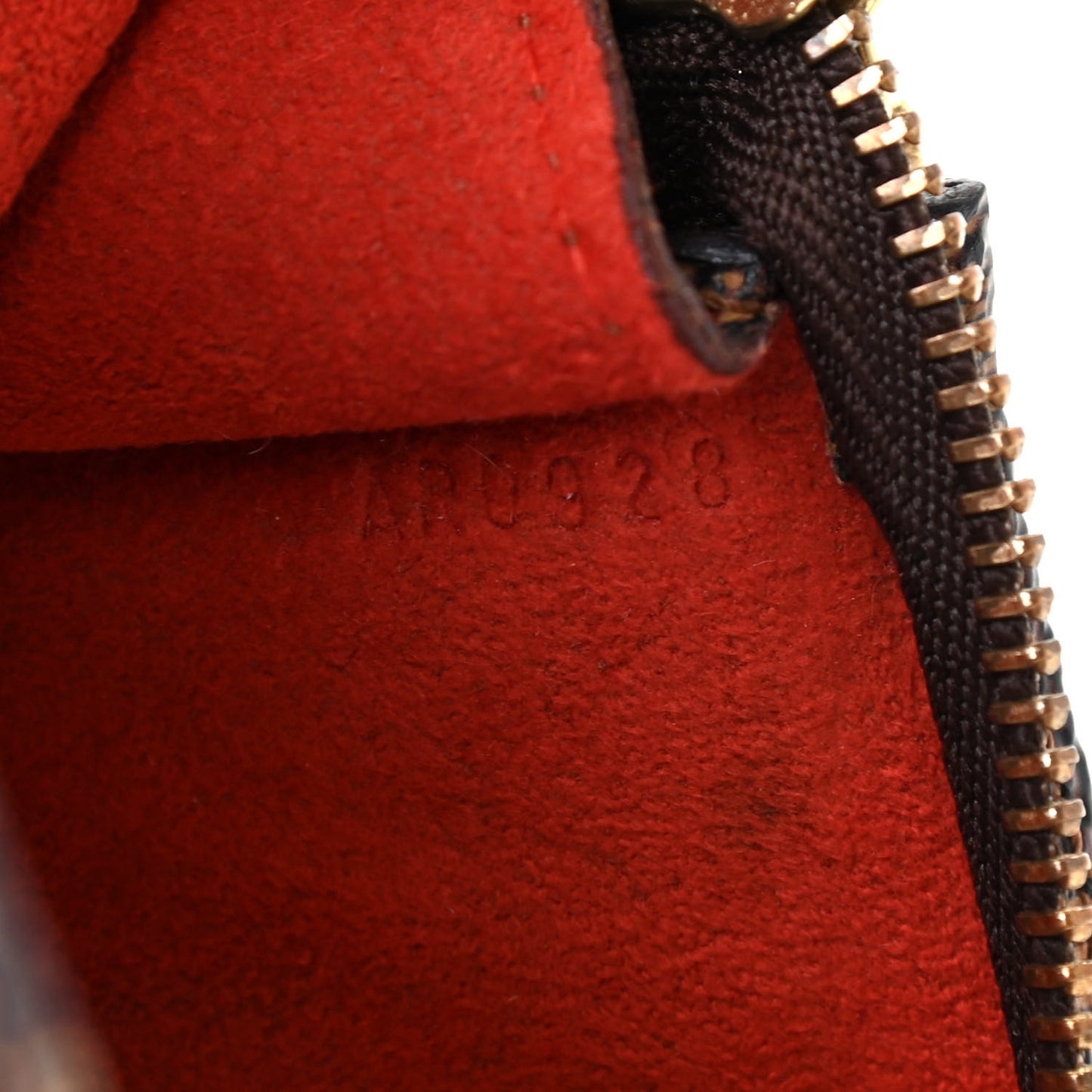 Damier Ebene Marais Bucket Pouch