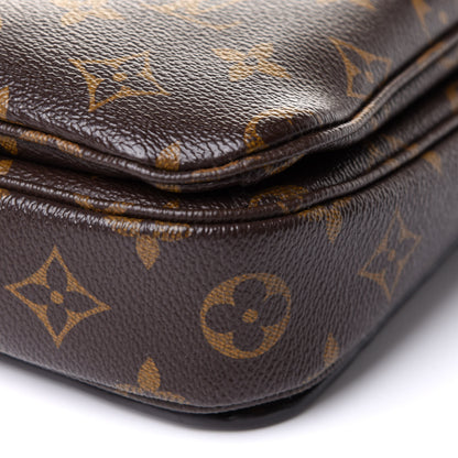 Louis Vuitton Monogram Pochette Metis 11 of 13