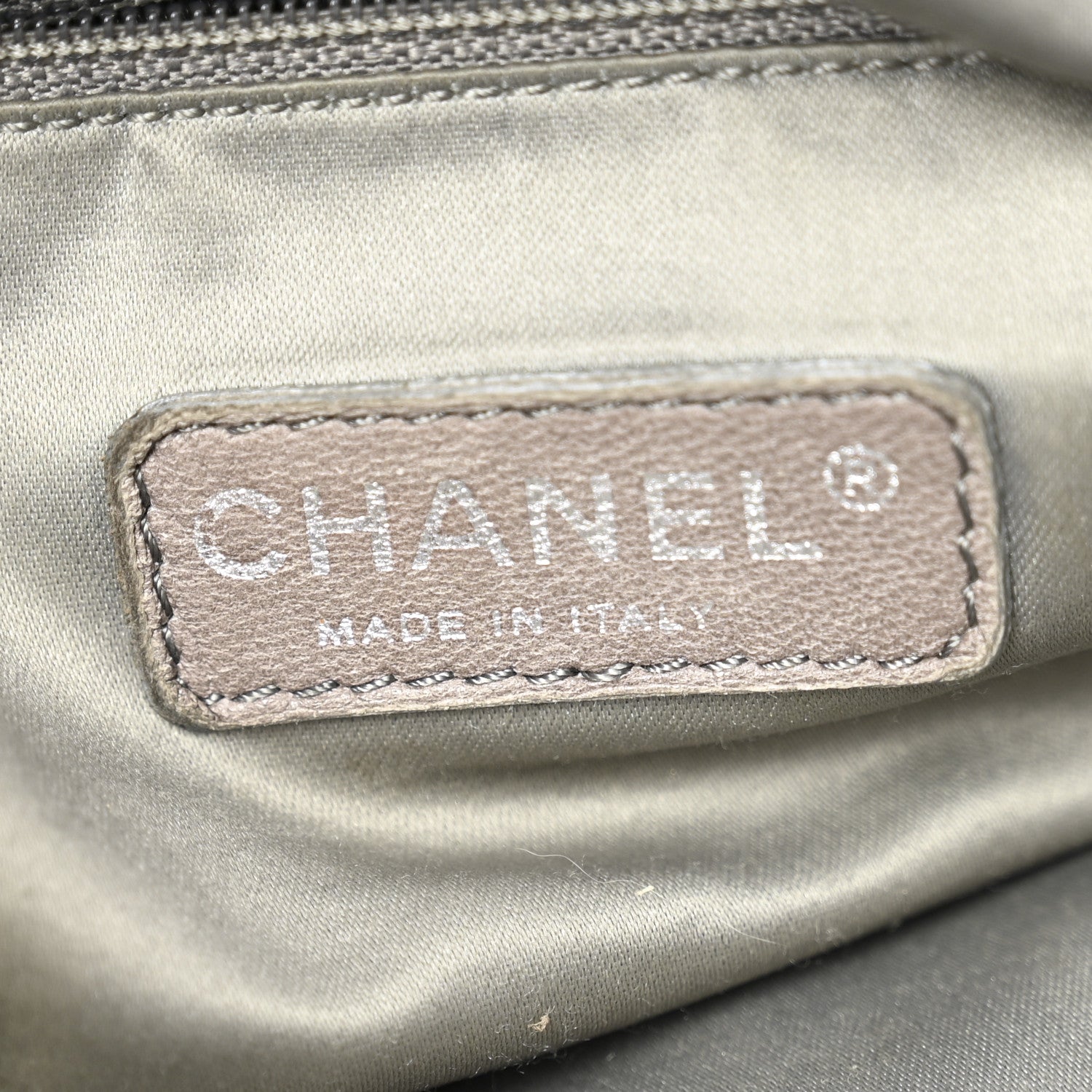 Chanel Calfskin Modern Chain Rhodoid Hobo Black 6 of 11