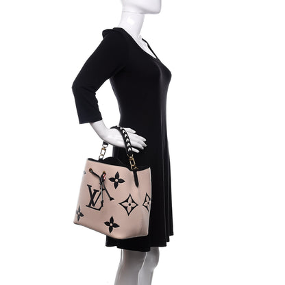 Louis Vuitton Empreinte Monogram Giant Crafty Neonoe MM Creme Black 2 of 16