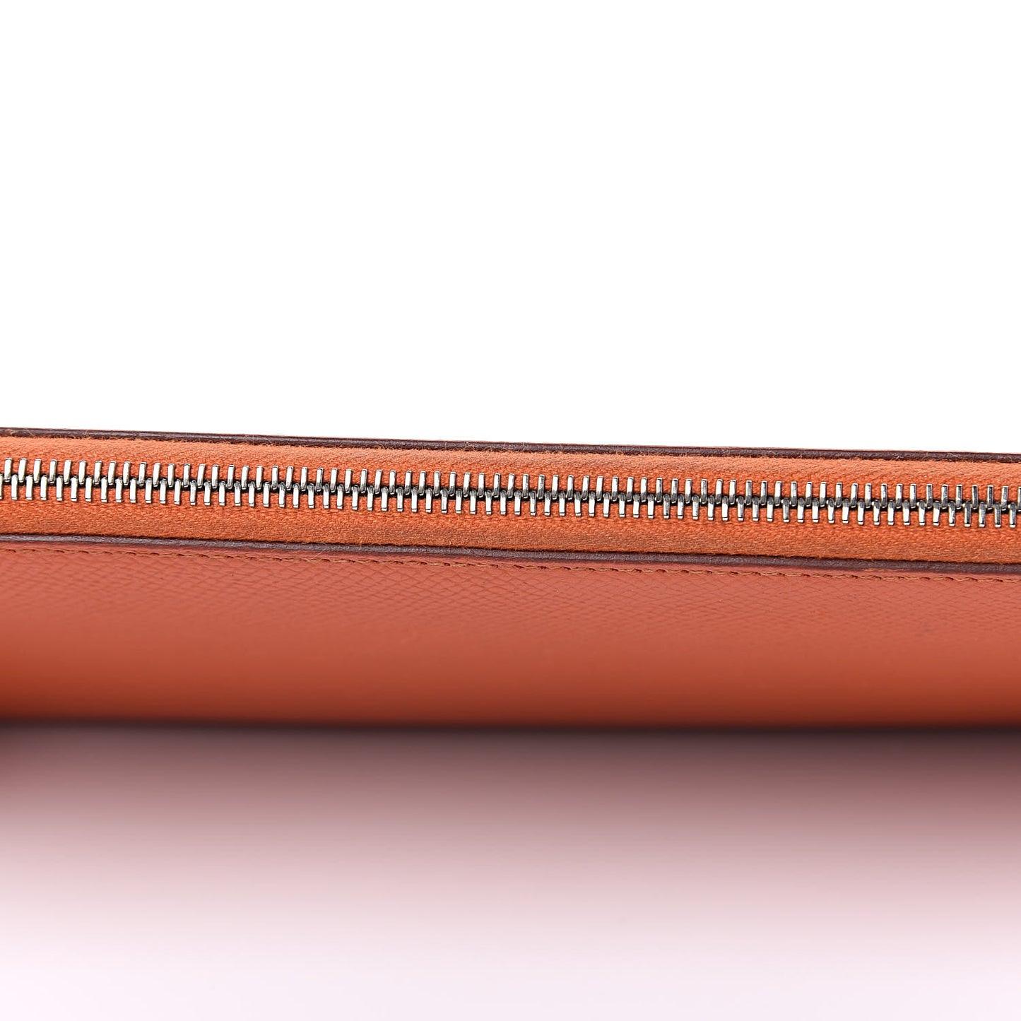 Epsom Silk'in Wallet Feu