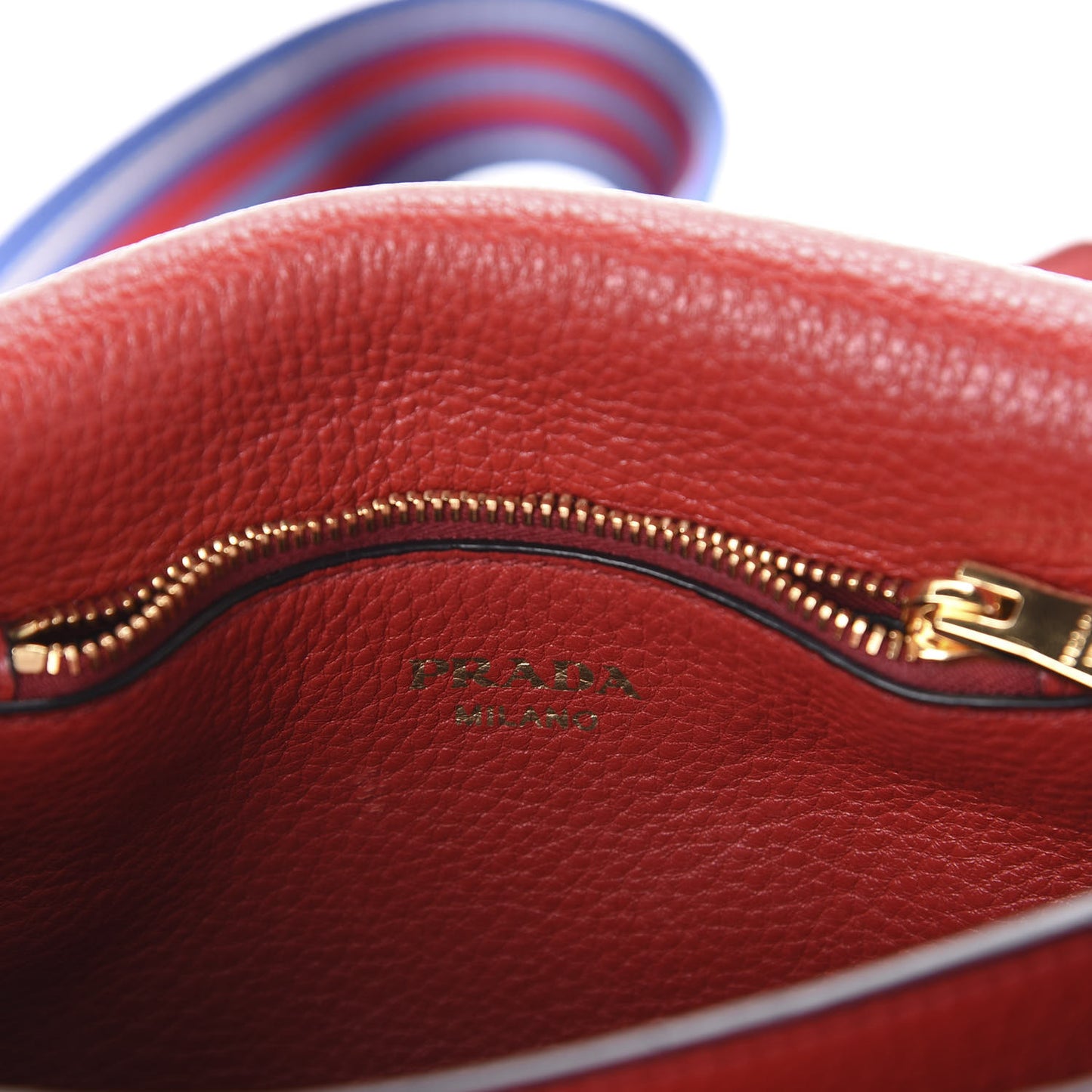 Vitello Daino Flap Crossbody Rosso