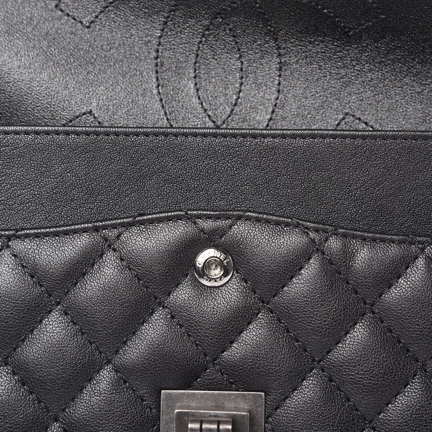 Metallic Sheepskin Quilted 2.55 Reissue 225 Flap Black