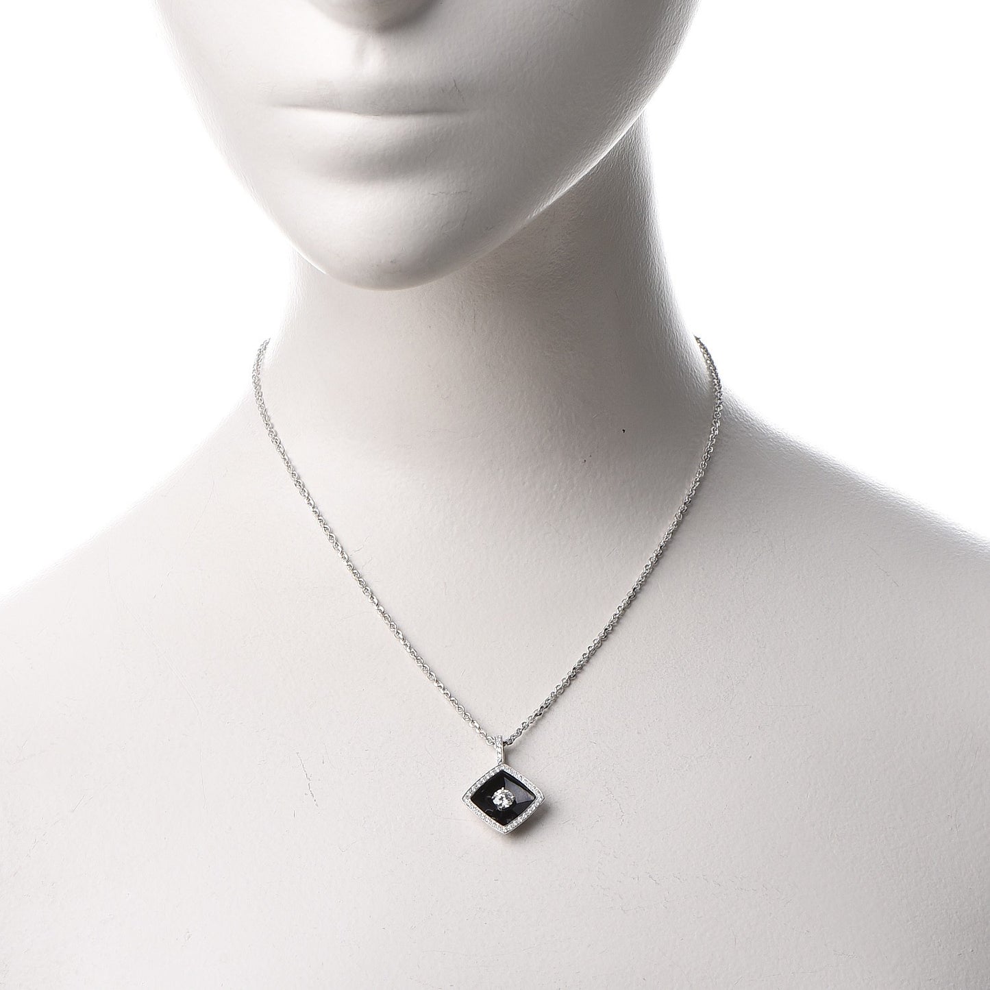 18K White Gold Diamond Ceramic Pendant Necklace Black