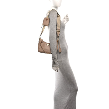 Prada Saffiano Lux Re-Edition 2005 Shoulder Bag Cammeo 2 of 10
