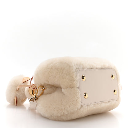 Louis Vuitton Shearling Caousnow Capucines Cream 4 of 9