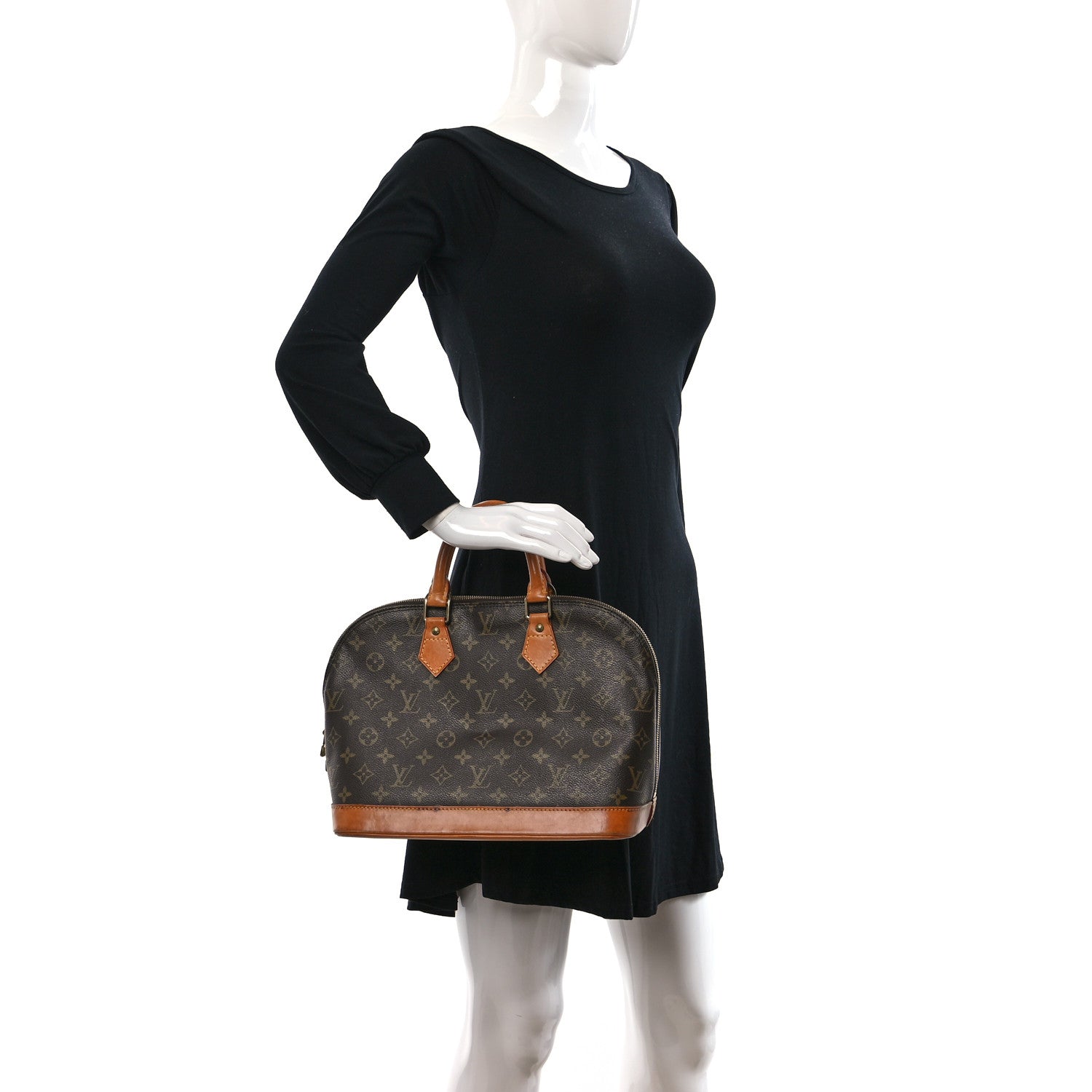 Louis Vuitton Monogram Alma PM 2 of 10