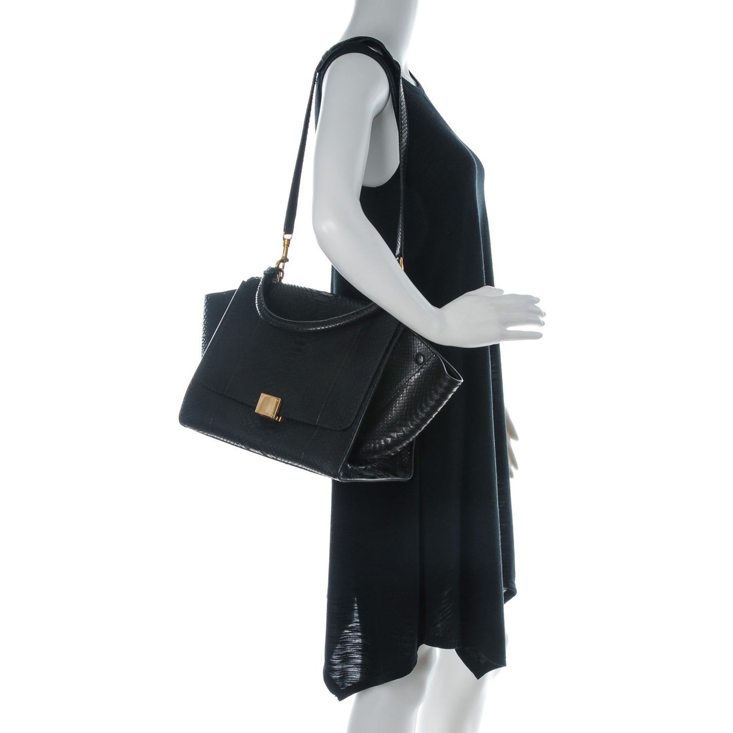 Python Medium Trapeze Black