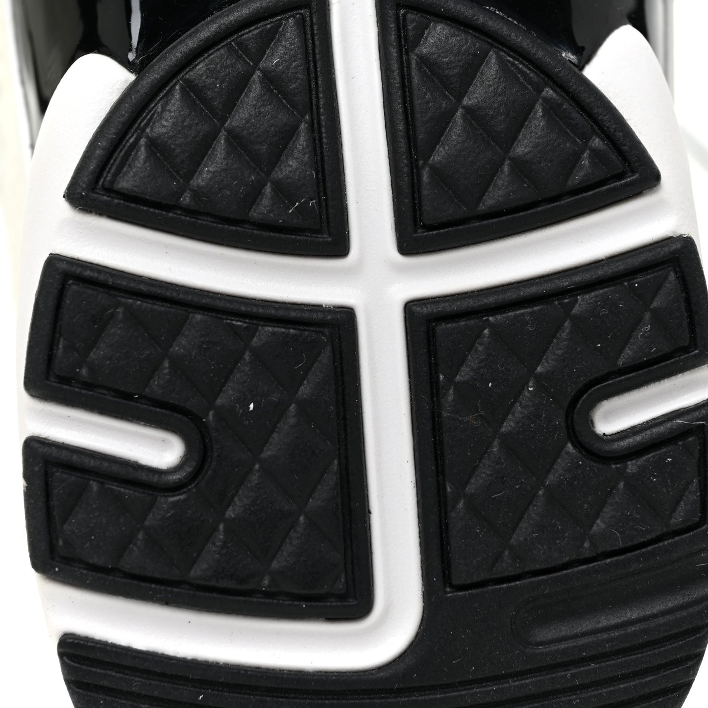 Mesh Suede Calfskin Grained Calfskin Womens CC Sneakers 35 White Black