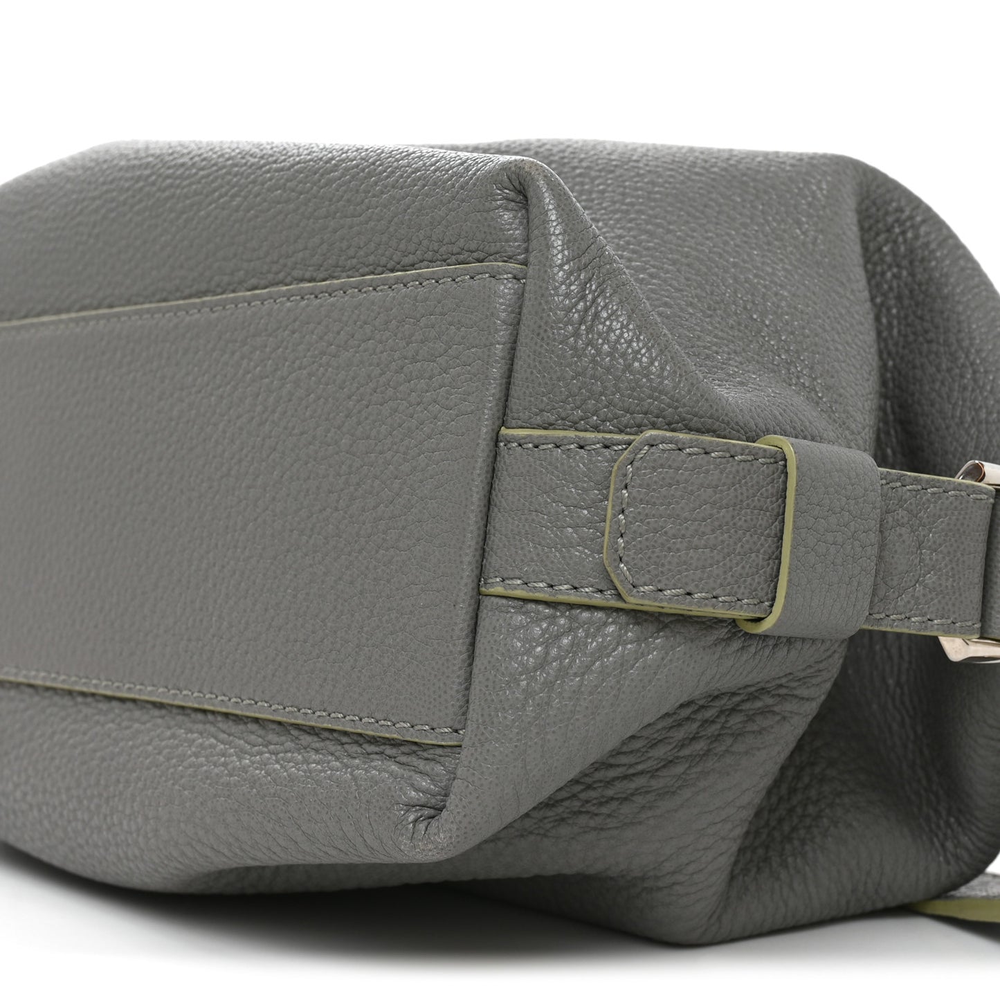 Pebbled Calfskin Small Nightingale Pearl Grey