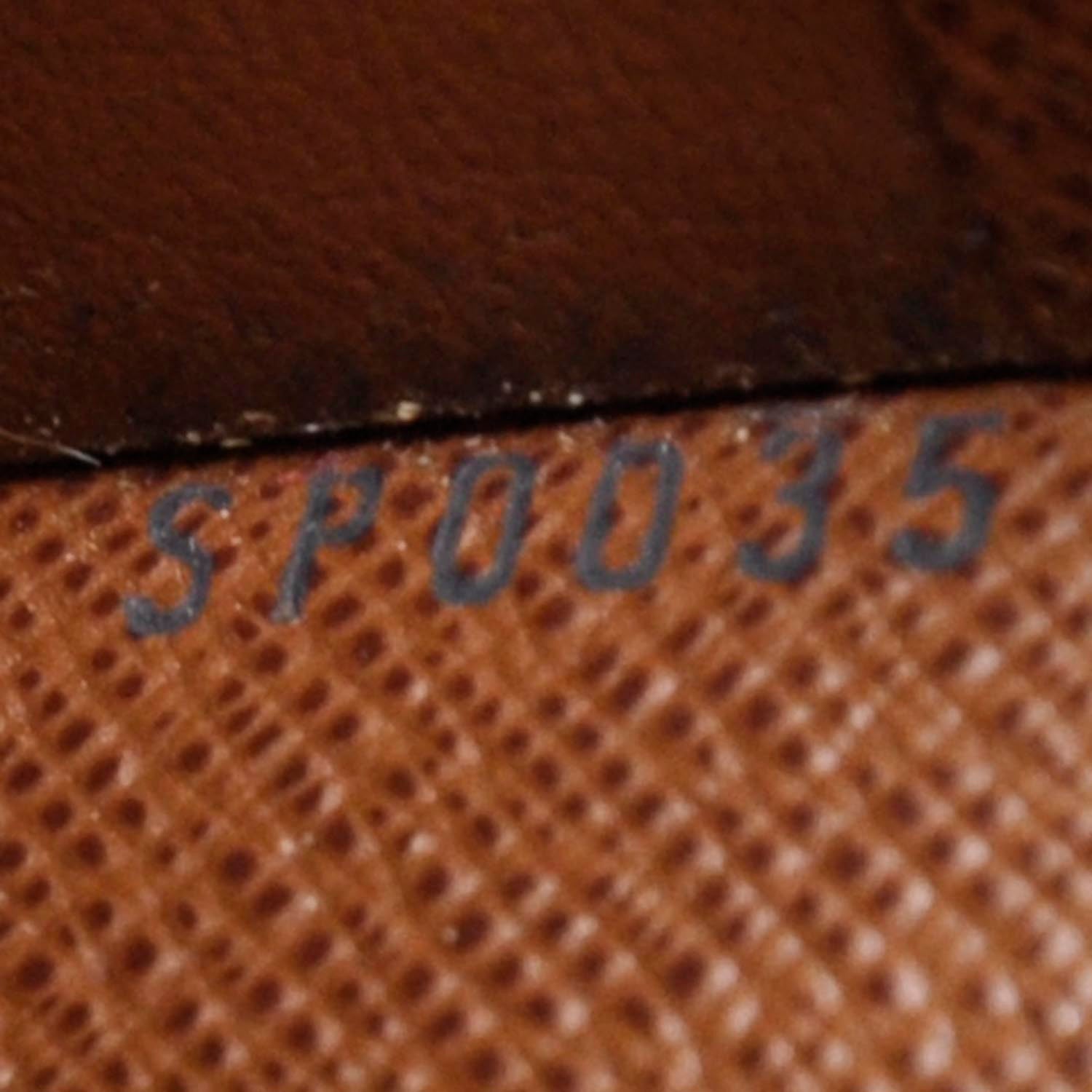 Louis Vuitton Monogram Medium Ring Agenda 4 of 5