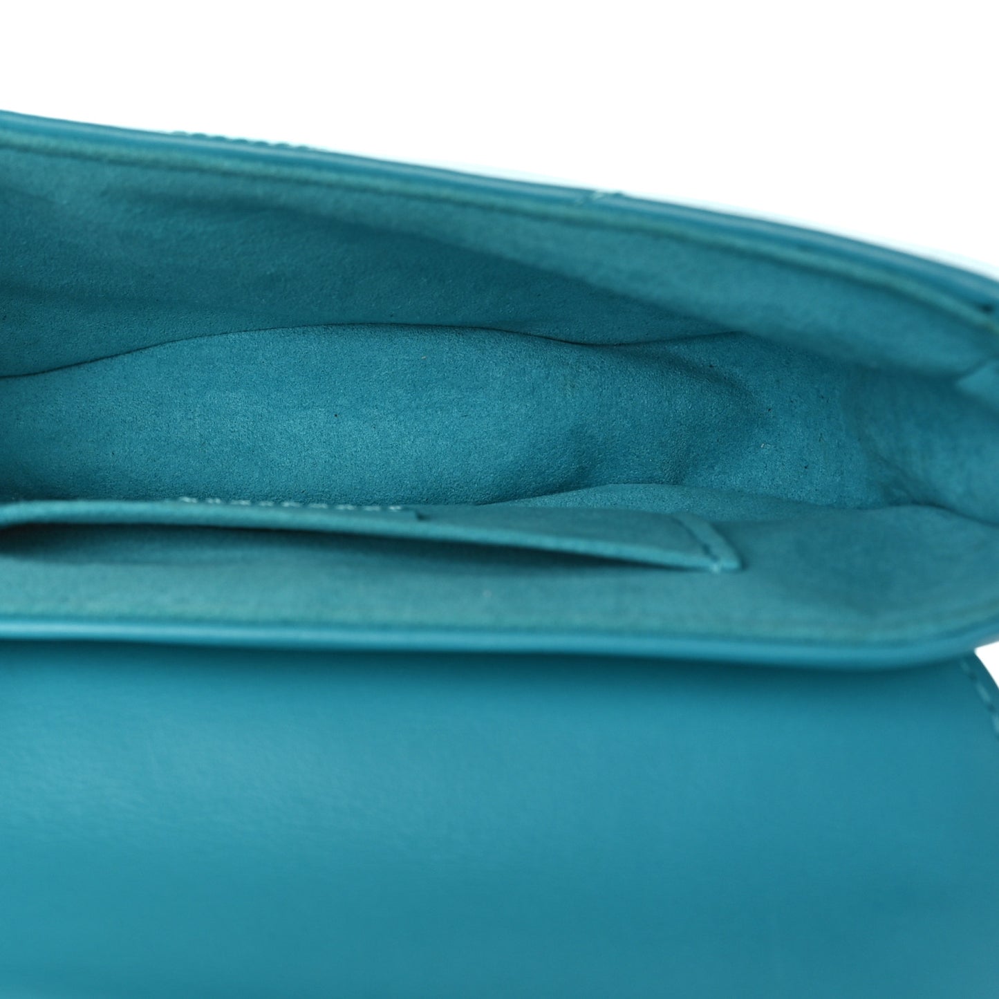Calfskin New Wave Chain PM Malibu Green